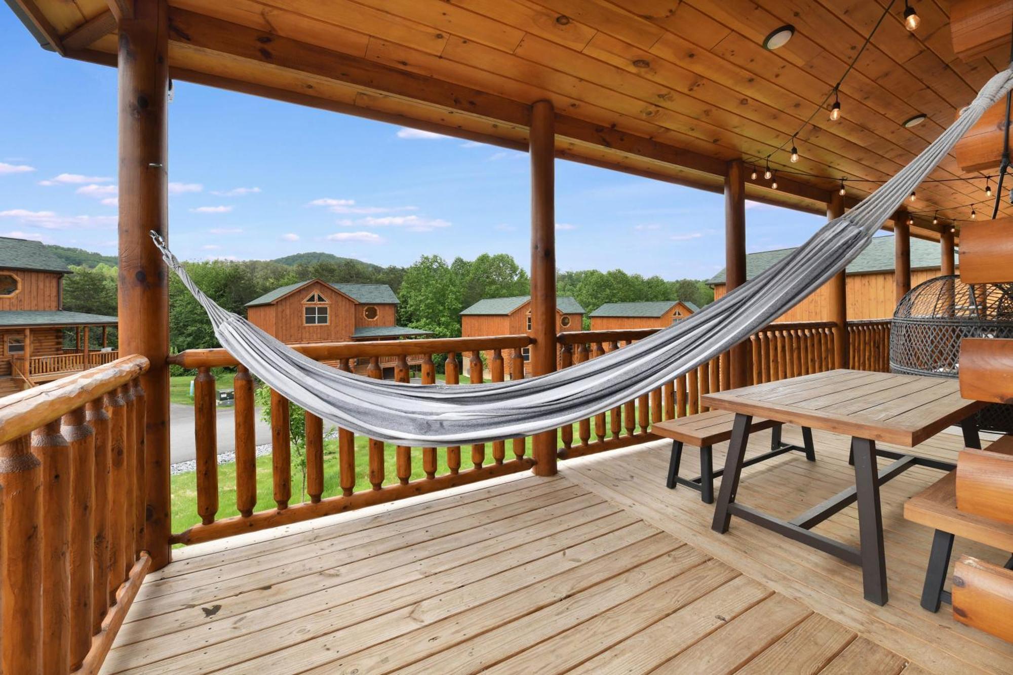 Walk To Parkway - Indoor Pool - Treehouse Loft Ps5 Villa Pigeon Forge Exterior photo